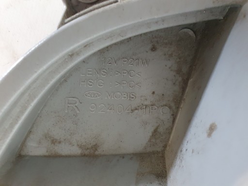 SVIJETLO DESNA STRANA LIJEVA ZADNJI ZADNJA KIA VENGA 2010- 92404-1PO 92403-1PO