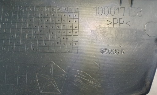 DODGE CHARGER 2015- POKLOPAC DESNA STRANA LIJEVA STUBA C ZADNJI 100017158 100017157