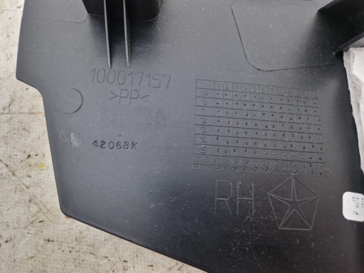 DODGE CHARGER 2019- POKLOPAC DESNA STRANA STUBA C ZADNJI 100017157