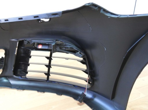 BRANIK VW GOLF 6 R20 LOOK LED DRL SRA BEZ ZNAKA