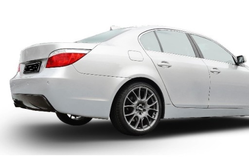BRANIK ZADNJI BMW E60 03-10 SPORT PAKET SENZOR BRANIK ZADNJI BMW E60 03-10 SPORT PAKET SENZOR