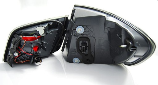 LAMPE FAROVI D. BMW F10 10-7/13 BLACK LED BAR