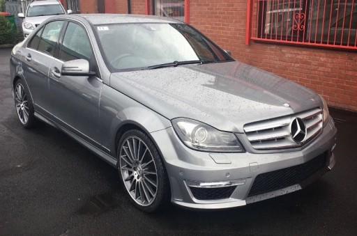 BODY KIT MERCEDES W204 X204 FACELIFT C63 AMG 11-14 BODY KIT MERCEDES W204 X204 FACELIFT C63 AMG 11-14