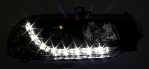 LAMPE FAROVI DAYLINE ALFA ROMEO 156 97-03 CRNE