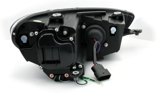 LAMPE FAROVI  PREDNJI DAYLINE VW SCIROCCO 08-14 BLACK