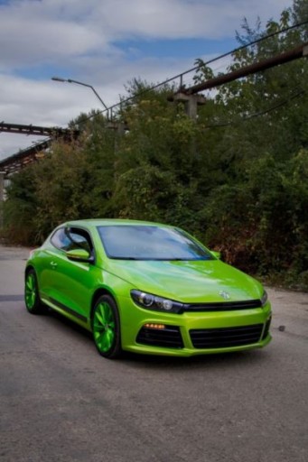 BRANIK PREDNJI VW SCIROCCO 08-14 LOOK R20