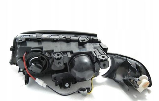 LAMPE FAROVI A.E. BMW E46 04/99-03/03 C/C CRNE COUPE LAMPE FAROVI A.E. BMW E46 04/99-03/03 C/C CRNE COUPE