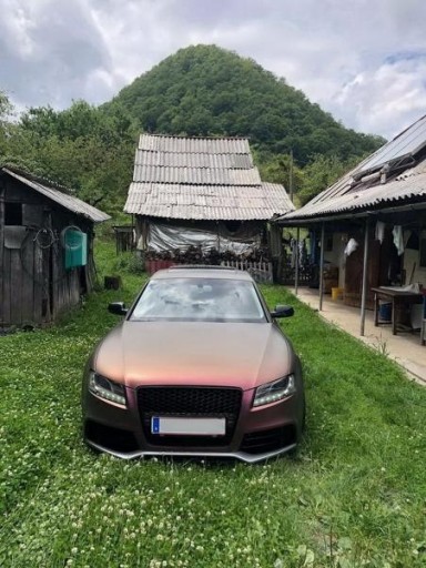 BRANIK PREDNJI AUDI A5 8T 2008-2011 LOOK RS5