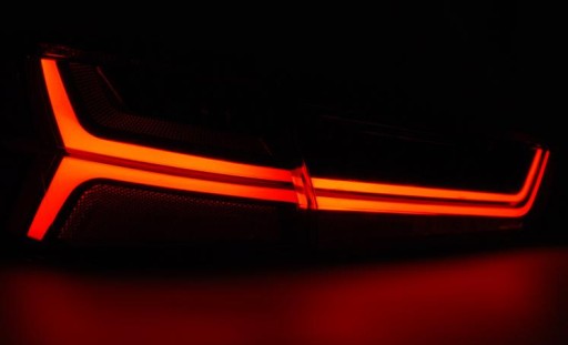 LAMPE FAROVI D. AUDI A6 C7 11-14 R/W LED BAR SEQ