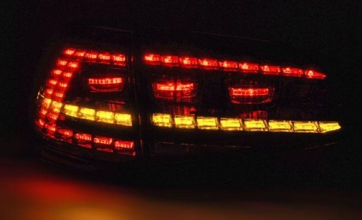 LAMPE FAROVI  ZADNJA VW GOLF 7 13-17 RED WHITE LED SEQ R