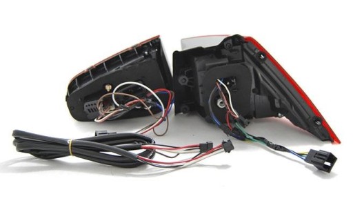 LAMPE FAROVI  ZADNJA VW GOLF 7 13-17 RED WHITE LED SEQ R
