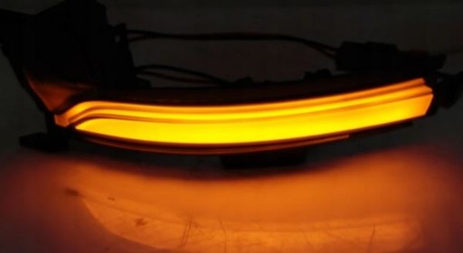 KIERUN.SKODA KODIAQ 16- SMOKE SEQ LED- W/AREA VIEW