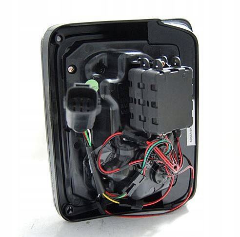 LAMPE FAROVI CHRYSLER JEEP WRANGLER JK 07-18 BLACK LED