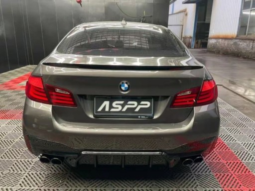 BODY KIT BMW F10 21 M5 CS LOOK G30 CRNE NASTAVCI BODY KIT BMW F10 21 M5 CS LOOK G30 CRNE NASTAVCI