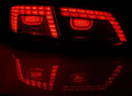 LAMPE FAROVI VW PASSAT B7 LIMUZINA / 10.10-10.14 RED WHITE LED LAMPE FAROVI VW PASSAT B7 LIMUZINA / 10.10-10.14 RED WHITE LED