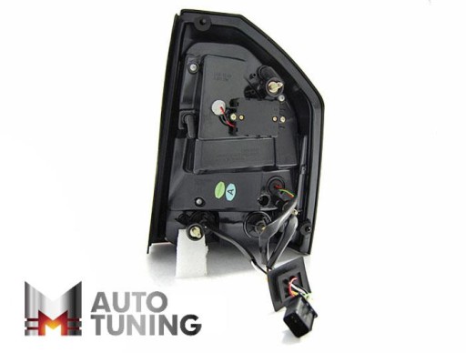 LAMPE FAROVI CHRYSLER 300C 05-08 BLACK LED BAR