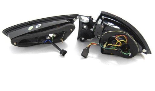 LAMPE FAROVI SEAT LEON 03.09-13 RED WHITE LED