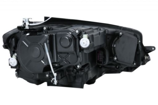 LAMPE FAROVI  PREDNJI VW GOLF 7,5 VII 17- LOOK GTI .