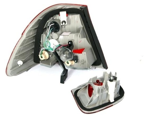 LAMPE FAROVI  ZADNJA RED CRYSTAL BMW E46 98-08/01 R/W