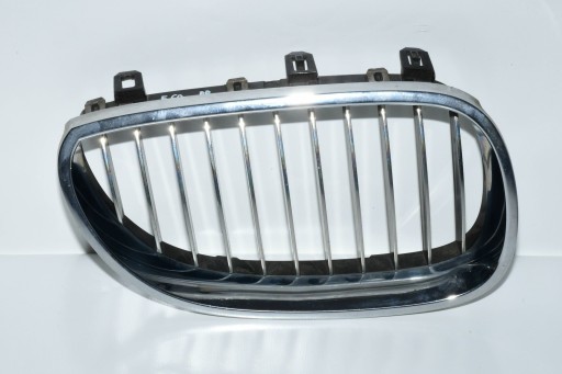 MASKA MREŽICA DESNA STRANA PREDNJA 51137006572 BMW 5 E60 E61 2003-