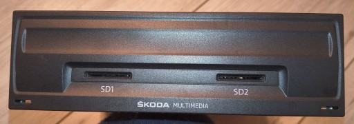 RADIO ČITAČ STANICA MULTIMEDIALNA VW SKODA OCTAVIA III MK3 5E 5Q0035864A