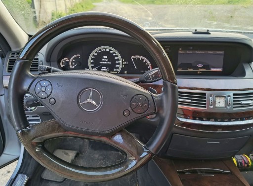 BLATOBRAN DESNA STRANA PREDNJA PVC BLATOBRANA KROM MERCEDES W221 REDIZAJN 775 775U BLATOBRAN DESNA STRANA PREDNJA PVC BLATOBRANA KROM MERCEDES W221 REDIZAJN 775 775U