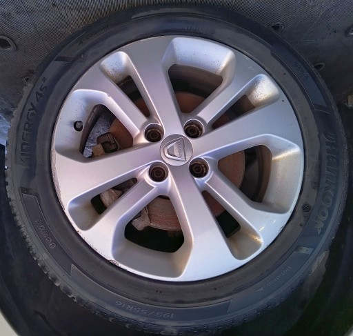 FELGA ALUMINIJSKE ALU 16 ŚWIEŻE GUME HANKOOK 4S 22R DACIA LODGY DOKKER FELGA ALUMINIJSKE ALU 16 ŚWIEŻE GUME HANKOOK 4S 22R DACIA LODGY DOKKER