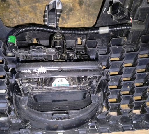 RADAR EMBLEMAT ZNAK MASKA AKTIVNI TEMPOMAT LEXUS CT200H REDIZAJN 17- RADAR EMBLEMAT ZNAK MASKA AKTIVNI TEMPOMAT LEXUS CT200H REDIZAJN 17-