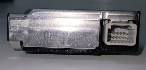 RADAR EMBLEMAT ZNAK LOGO MASKA KAMERA PREDNJA STRANA LEXUS CT200H REDIZAJN 17-