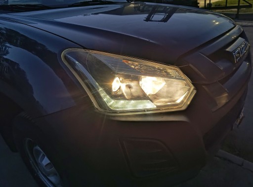 GEPEK LAMPA FAR LIJEVA STRANA DESNA ZADNJI BRANIK GREDA KUKA ZA VUČU ISUZU D-MAX II 2017- 554 GEPEK LAMPA FAR LIJEVA STRANA DESNA ZADNJI BRANIK GREDA KUKA ZA VUČU ISUZU D-MAX II 2017- 554