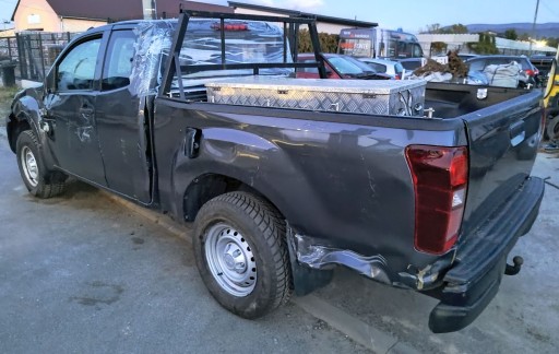 BLATOBRAN DESNA STRANA MASKA POJAČANJE ISUZU D-MAX II REDIZAJN 17-19 554