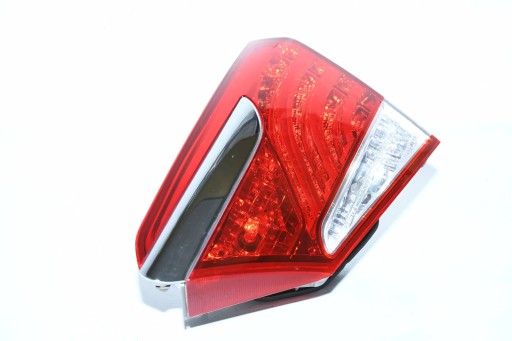 LAMPA FAR GEPEKA DESNA STRANA ZADNJI 92404-3Z001 HYUNDAI I40 KARAVAN 2011-15R EUROPA