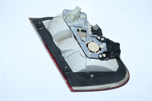 MERCEDES-BENZ CLK A208 C208 1997 ZADNJI STRANA DESNA LAMPE FAROVI  ZADNJA