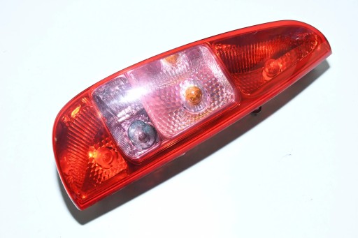 LAMPA FAR DESNA STRANA ZADNJI 1400355180 PEUGEOT 807 2002- EUROPA LAMPA FAR DESNA STRANA ZADNJI 1400355180 PEUGEOT 807 2002- EUROPA