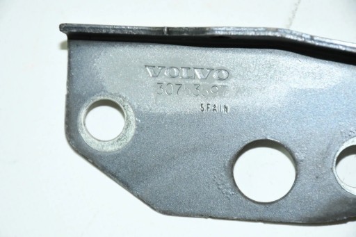 NOSAČ / ŠKARE HAUBE LIJEVA STRANA 30753597 VOLVO V50