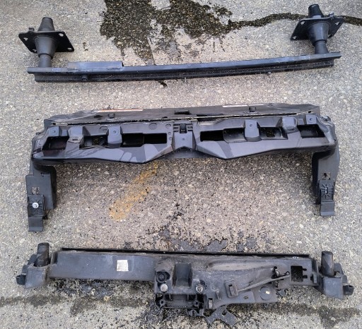 CITROEN DS5 3008 GREDA POJAČANJE BRANIKA PREDNJEG ZONA NOSAČ PREDNJA STRANA