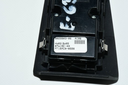 PANEL STAKLO RETROVIZORA LIJEVA STRANA PREDNJA 8029903 BMW M6 E63 PANEL STAKLO RETROVIZORA LIJEVA STRANA PREDNJA 8029903 BMW M6 E63