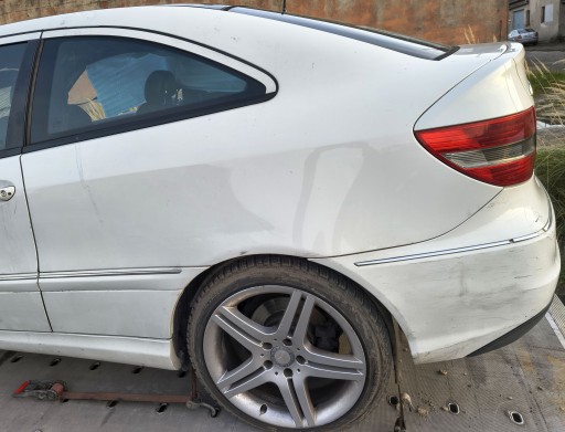 SJEDALA GRIJANJE POLUKOŽA SJEDALO TAPACIRUNG ŁADNE MERCEDES CLC CL203 08-11