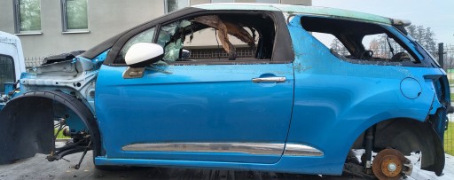 VRATA DESNA LAJSNA BRAVA KROM DIZAČ RETROVIZOR CITROEN DS3 I 10- VRATA DESNA LAJSNA BRAVA KROM DIZAČ RETROVIZOR CITROEN DS3 I 10-