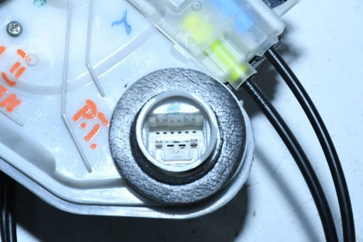 BRAVA VRATA DESNA STRANA ZADNJI 2 PIN CITROEN C1 II