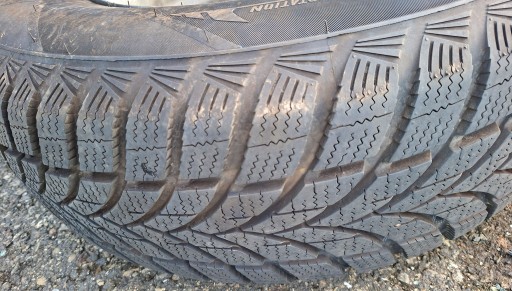 FELGA 16X7J ZAMAŠNJAK REZERVNI KOTAČ GUME MAXXIS VICTRA SNOW SUV 245/70 ISUZU D-MAX II