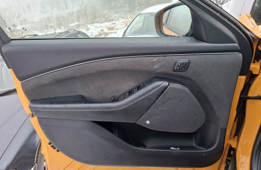 GEPEK ZADNJA KOMPLET STAKLO 22R BRANIK LAMPE FAROVI VEZNI LIM ZADNJI FORD MUSTANG MACH-E EUROPA