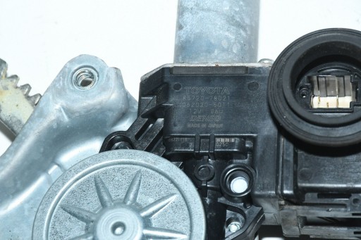 DIZAČ MEHANIZAM PROZOR LIJEVA STRANA ZADNJI 85720-78021 LEXUS NX 2014- DIZAČ MEHANIZAM PROZOR LIJEVA STRANA ZADNJI 85720-78021 LEXUS NX 2014-