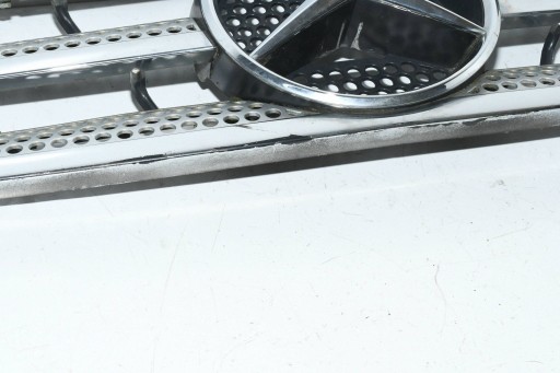 MASKA EMBLEMAT ZNAK 1638800985 MERCEDES ML W163 REDIZAJN 2001-05R