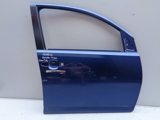 VRATA DESNA  PREDNJA STRANA DAIHATSU SIRION SUBARU JUSTY