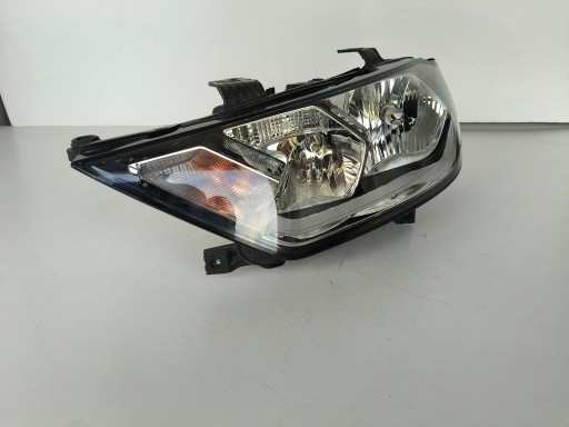 LAMPA FAR LIJEVA STRANA AUDI A1 82A 18-