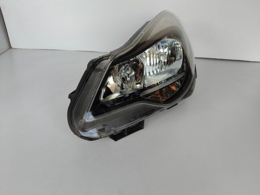 LAMPA FAR LIJEVA STRANA OPEL CORSA D 11-14 REDIZAJN TAMNA