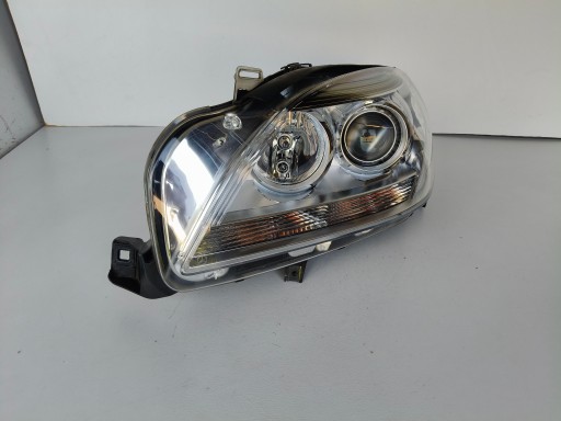 LAMPA FAR LIJEVA STRANA MERCEDES ML W166 11-