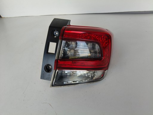 LAMPA FAR DESNA STRANA ZADNJA SUBARU XV II 20- REDIZAJN LED T62