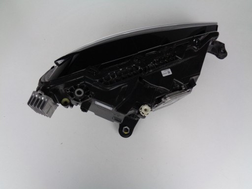 LAMPA FAR LIJEVA STRANA SKODA SUPERB III 3V 19- REDIZAJN FULL LED